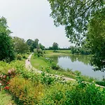 Hole6 4* Castenaso