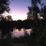 Hole6