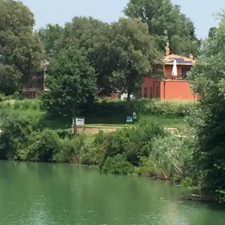 Alojamento de Acomodação e Pequeno-almoço Hole6 4*